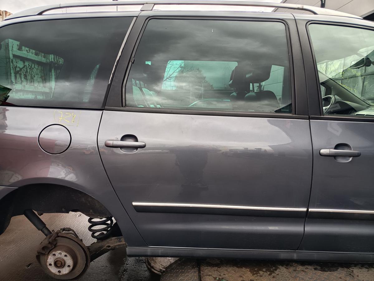 VW Sharan original T&uuml;r hinten rechts LR7K grau Baujahr 2009