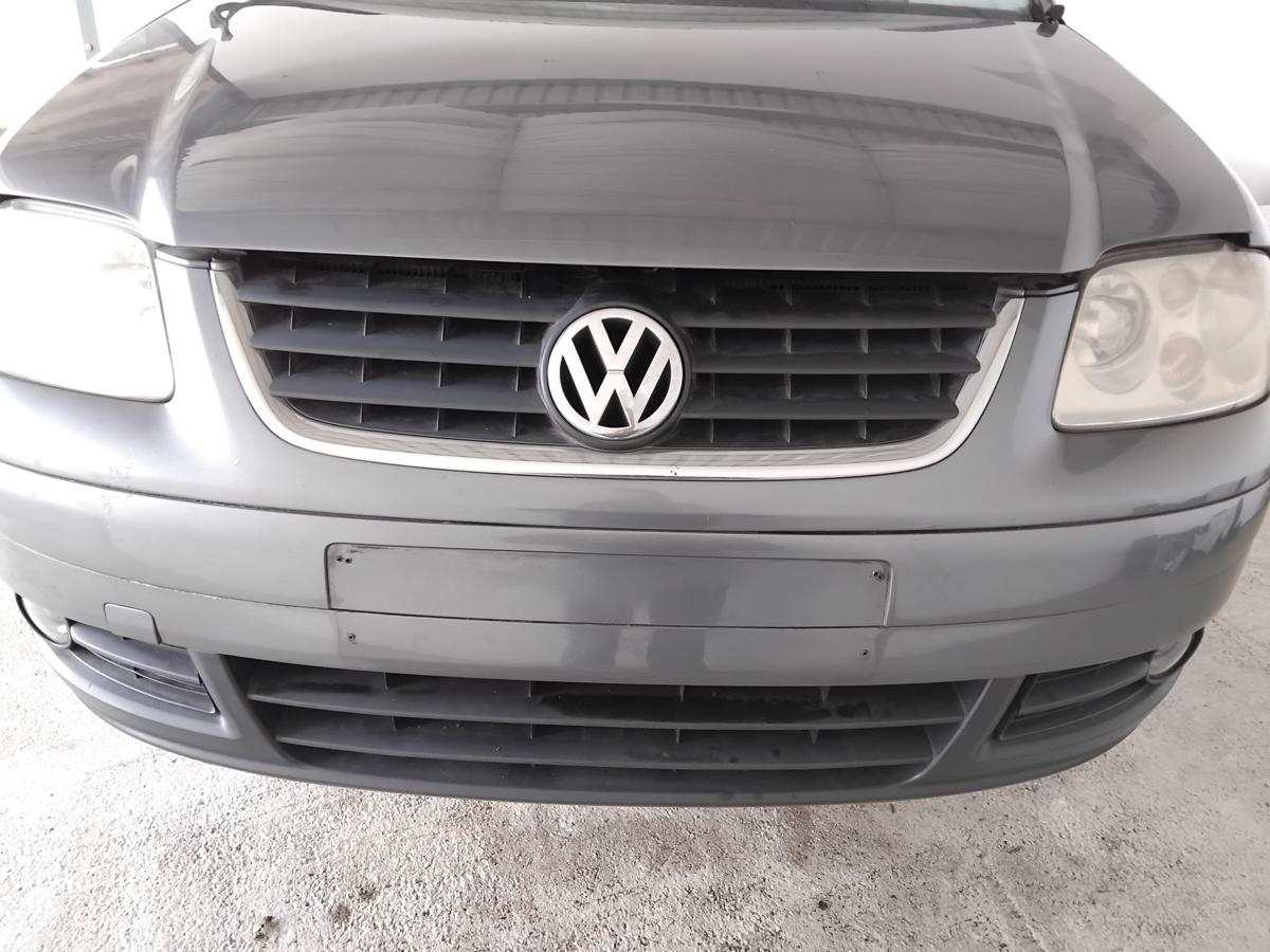 VW Touran 1T original Stoßstange Stossfänger vorn LD7X platinumgrey BJ2006 VW Touran 1T original Stoßstange Stossfänger vorn LD7X platinumgrey BJ2006