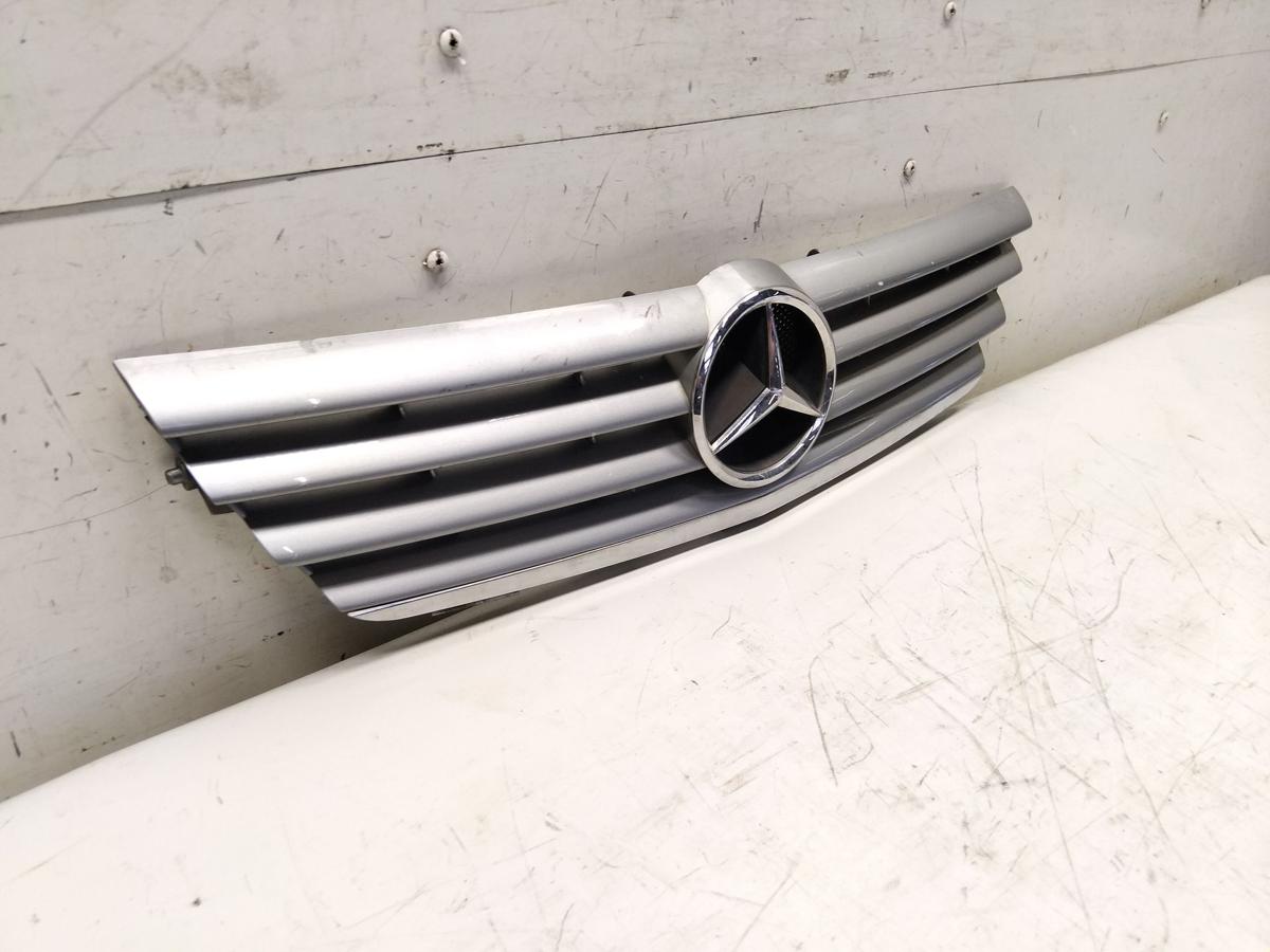 Mercedes Benz C203 Sportcoupe original K&uuml;hlergrill mit Emblem Bj.2006