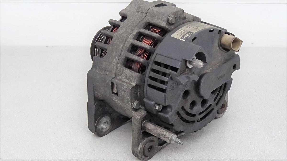 VW Lupo Lichtmaschine Generator 70A Bj2003 037903025S SG8B018 1,0 37kw AUC Schaltgetriebe