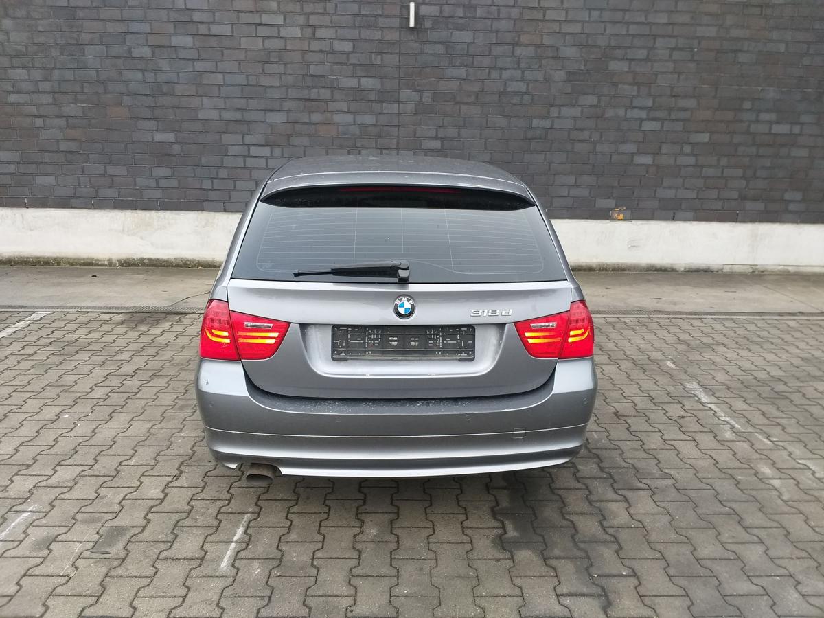 BMW 3er E91 Bj.2012 original Rücklicht Rückleuchte Schlussleuchte links außen LED Kombi Facelift