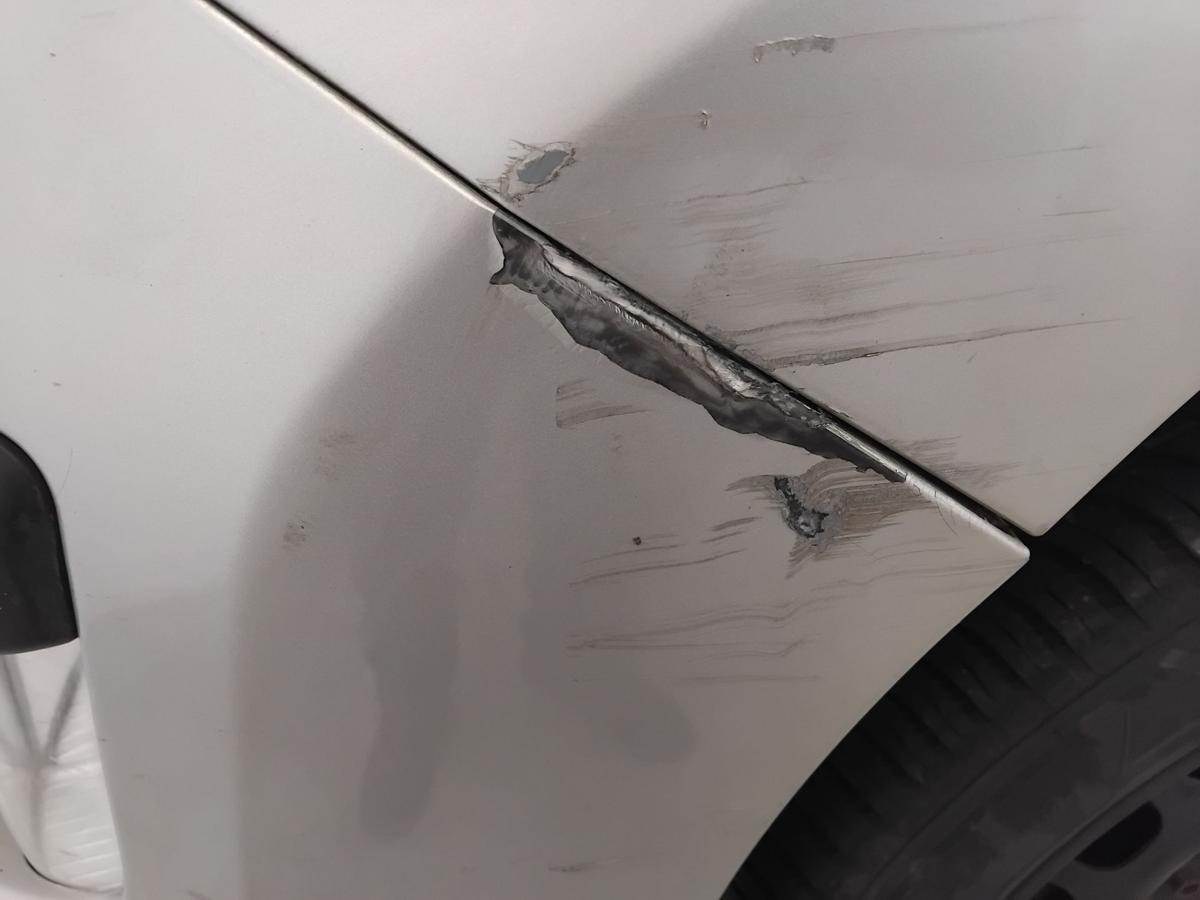 Peugeot 308 I original Sto&szlig;stange Sto&szlig;f&auml;nger vorn aschgraumetallic ETS BJ2009