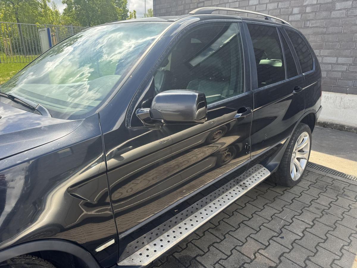 BMW X5 E53 original T&uuml;r vorn links 475 Blacksaphire Metallic Rohbau Bj.2003
