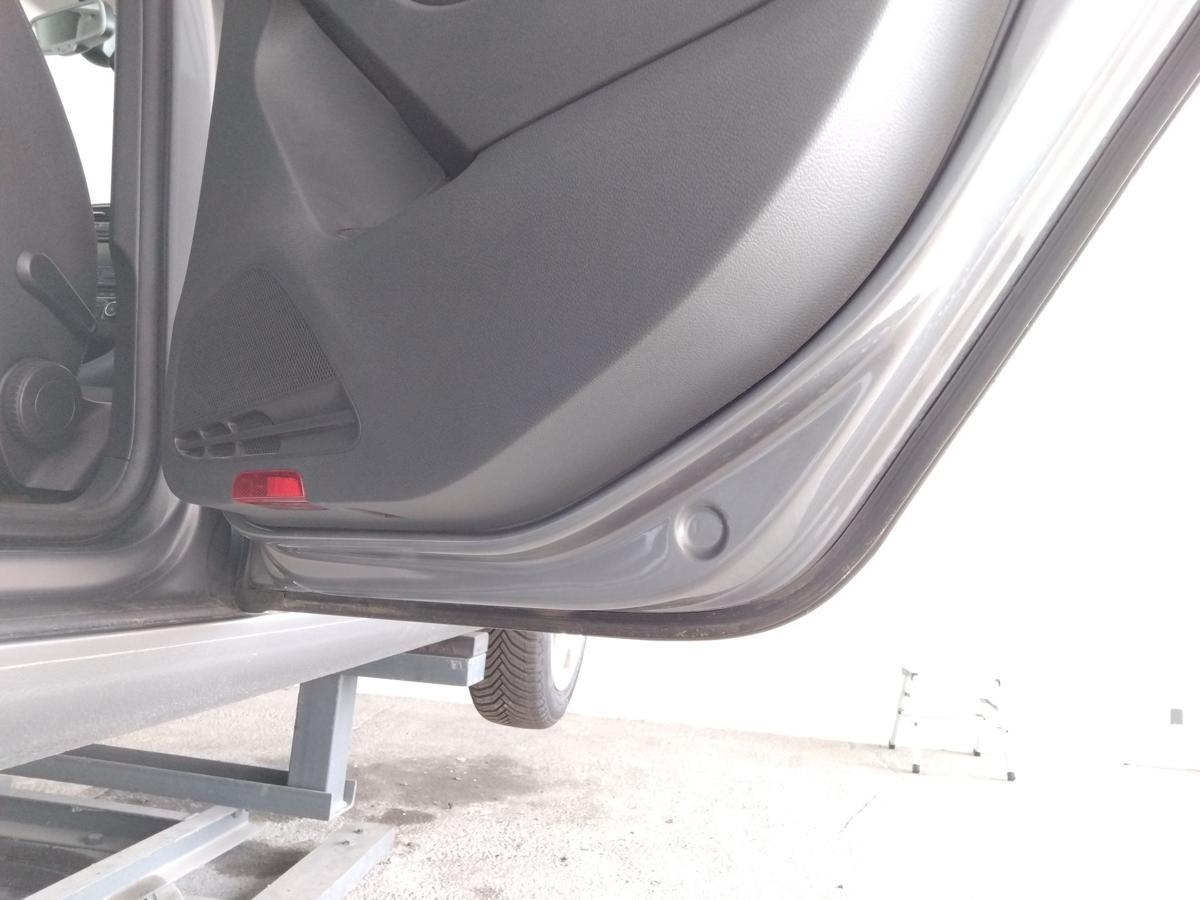 VW Golf 6 original Tür hinten rechts LA7T unitedgrey 5-türig Fließheck BJ2012