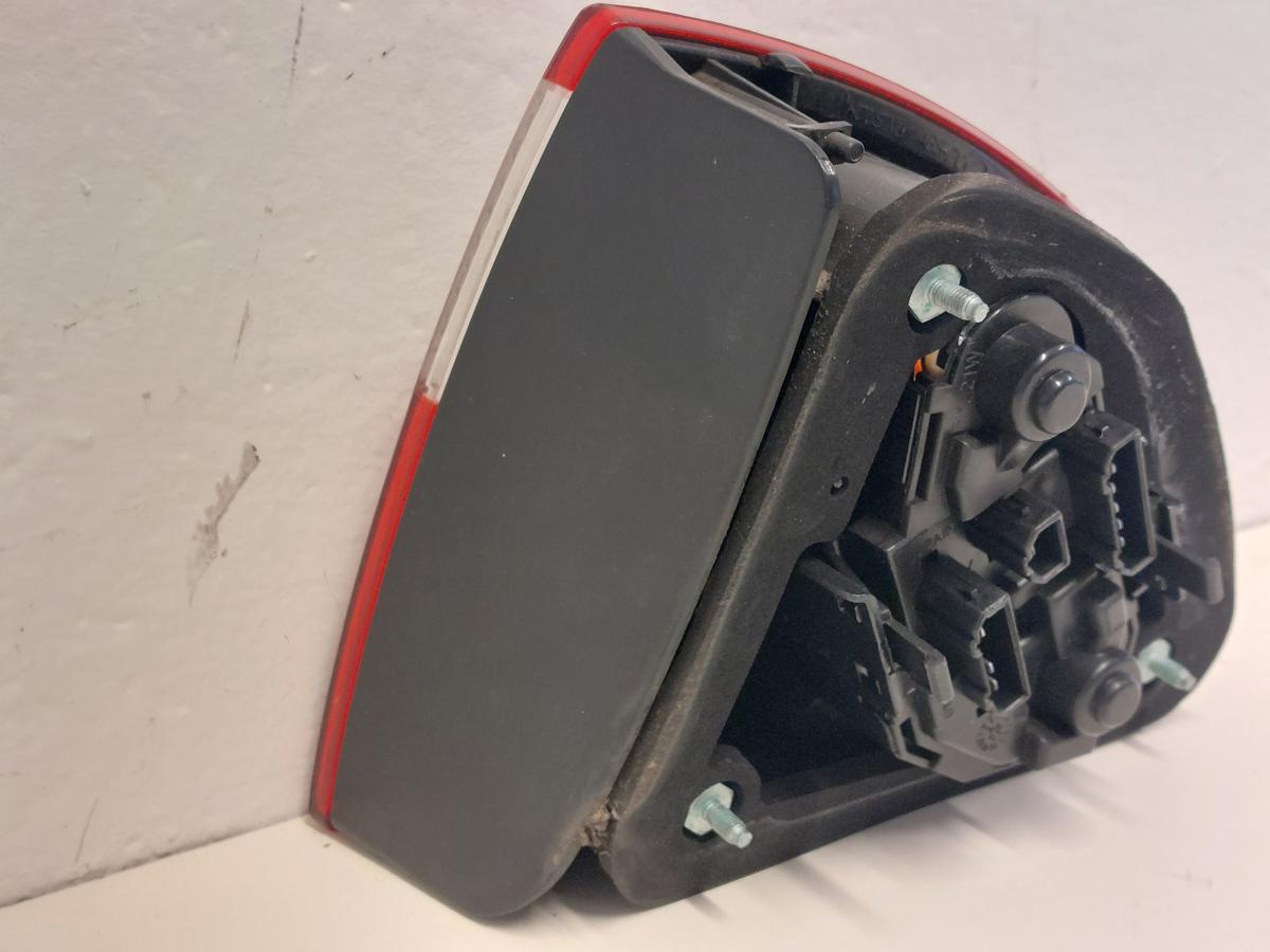 Seat Leon 1M Rückleuchte Schlussleuchte Rücklicht Lampe aussen links