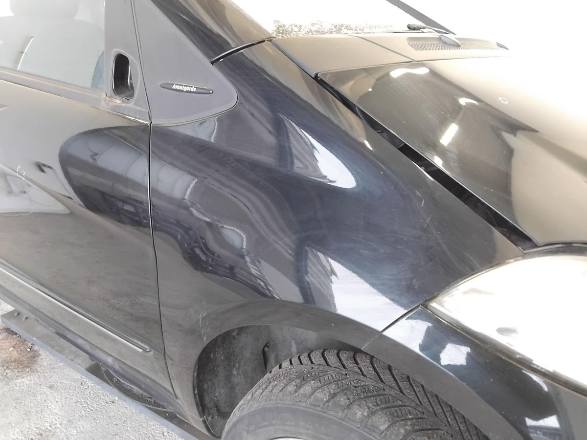 Mercedes A-Klasse W169 original Kotfl&uuml;gel vorn rechts 160 Tropenschwarz BJ2004