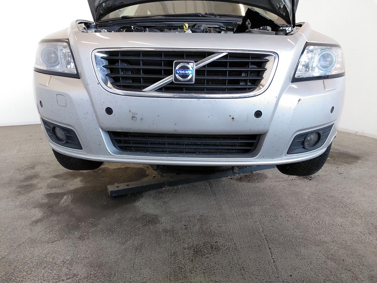 Volvo V50 Facelift original Stoßfänger Stoßstange vorn mit PDC und SRA Bj.2008