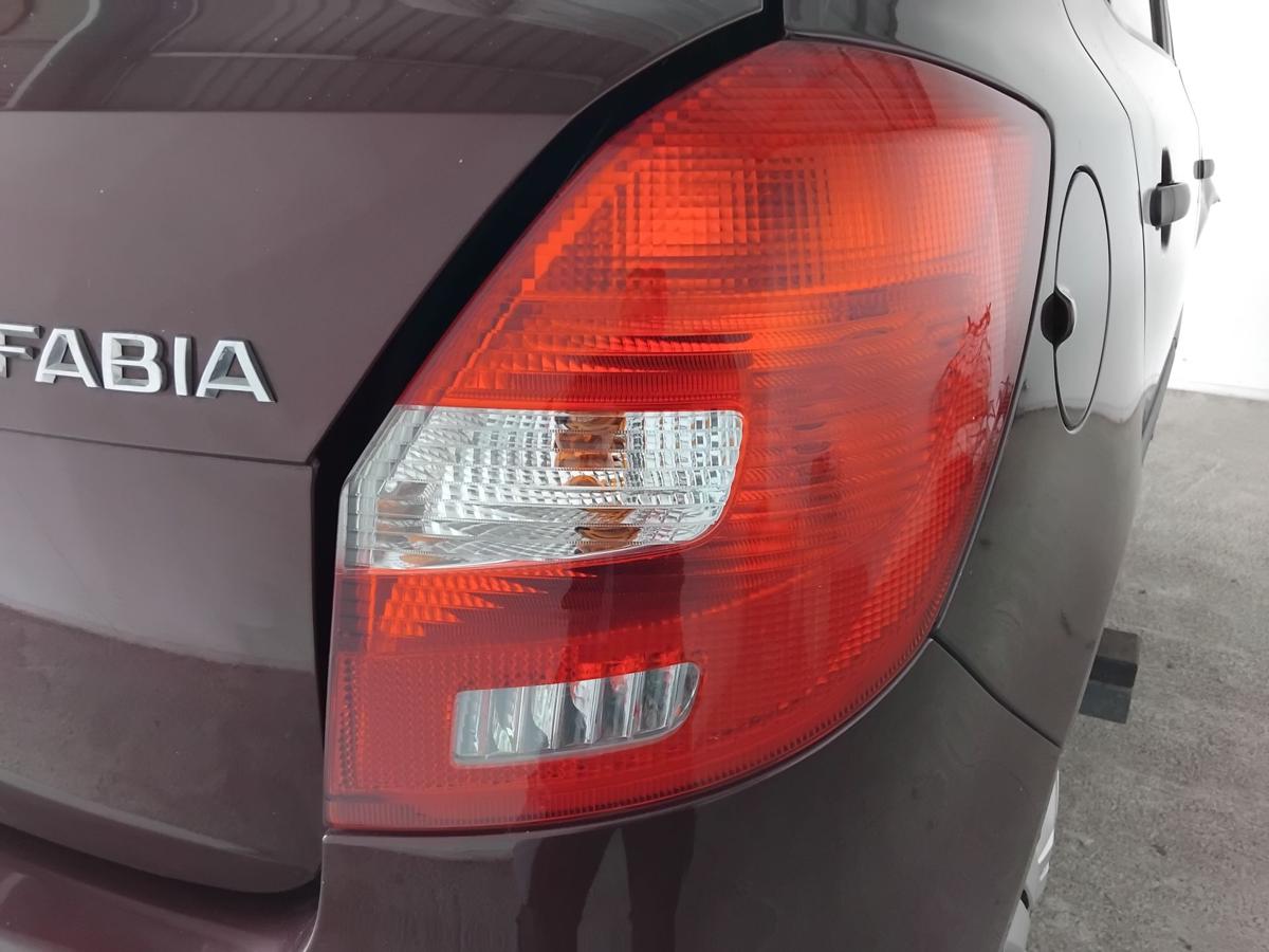Skoda Fabia 2 5J original R&uuml;ckleuchte Heckleuchte rechts Kombi Flie&szlig;heck BJ2013