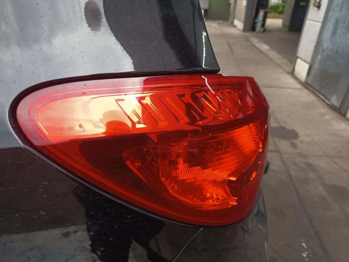 Opel Meriva B original R&uuml;ckleuchte links aussen Heck Schlusslicht Bj 2012