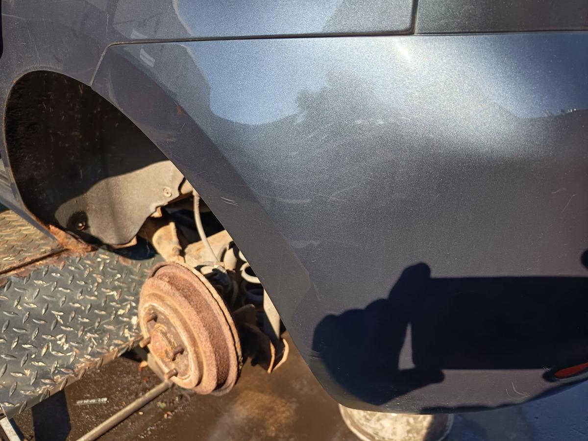 Mazda 2 DY original Stoßstange Fänger hinten/Heck 33T Seegrau Bj 2006