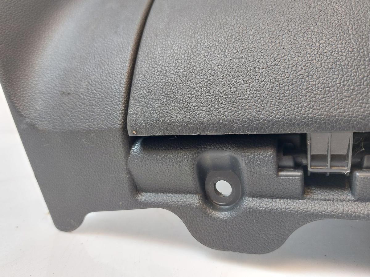 VW Golf 7 VII 5G AU Handschuhfach Schalttafelkasten Handschuhkasten rechts
