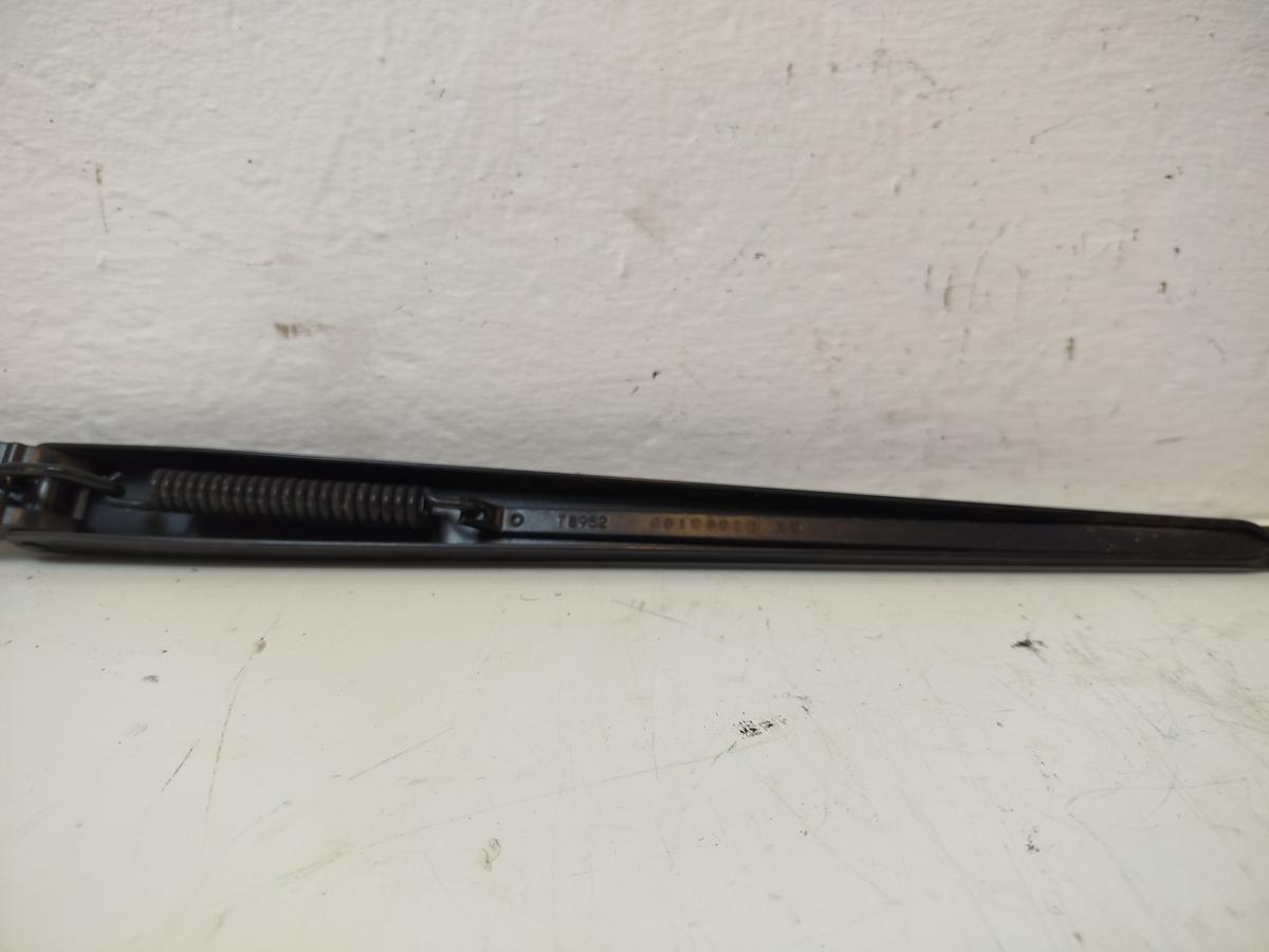 Nissan Micra K14 Wischerarm vorn rechts Scheibenwischer Scheibenwischer