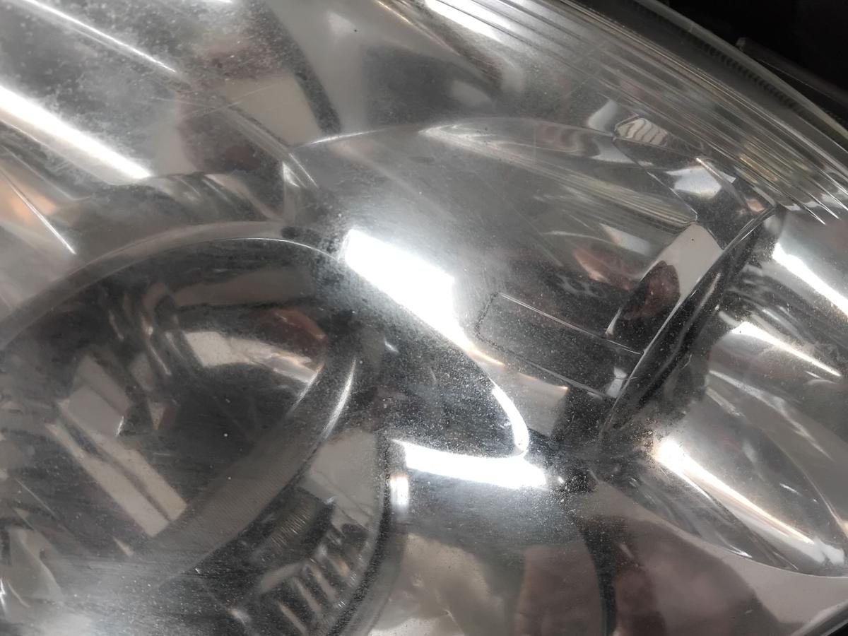 Toyota Corolla Verso II AUR10 orig.Scheinwerfer rechts Halogen mit LWR BJ2006