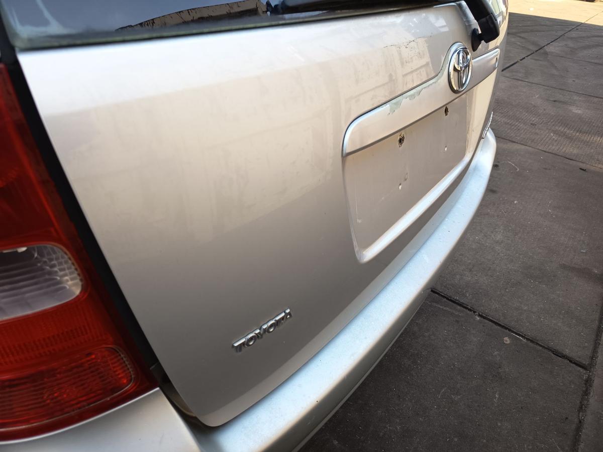 Toyota Corolla E12 Kombi original Heckklappe mit Scheibe Rost 199Brillantsilber