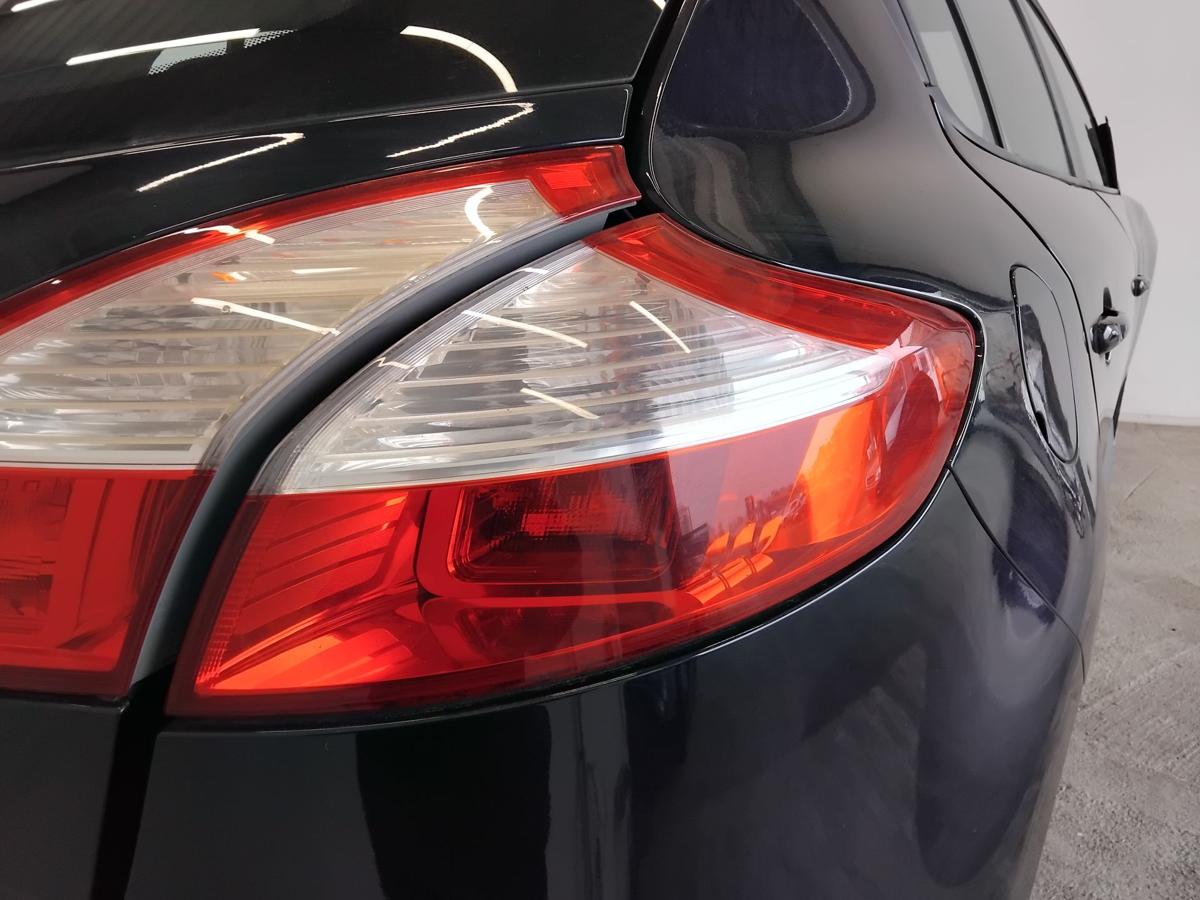 Renault Megane 3 Flie&szlig;heck orig.R&uuml;ckleuchte Heckleuchte rechts au&szlig;en BJ2009 5t&uuml;rig