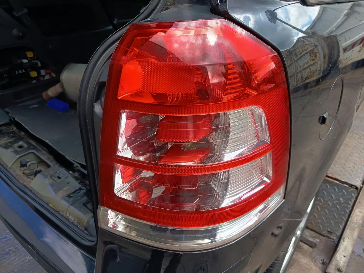 Opel Zafira B original R&uuml;ckleuchte rechts vor Facelift Baujahr 2011