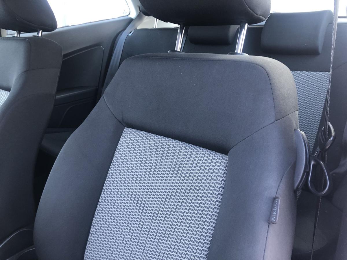 VW Polo 6R Sitz vorne links Fahrersitz 3t&uuml;er Stoff ohne Heizung