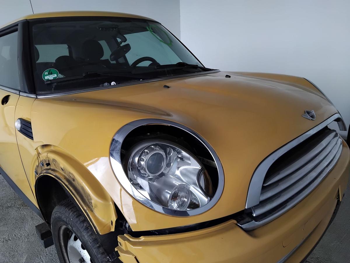 Mini II R56 One Motorhaube Deckel vorn besch&auml;digt A58 Mellow Yellow BJ2008