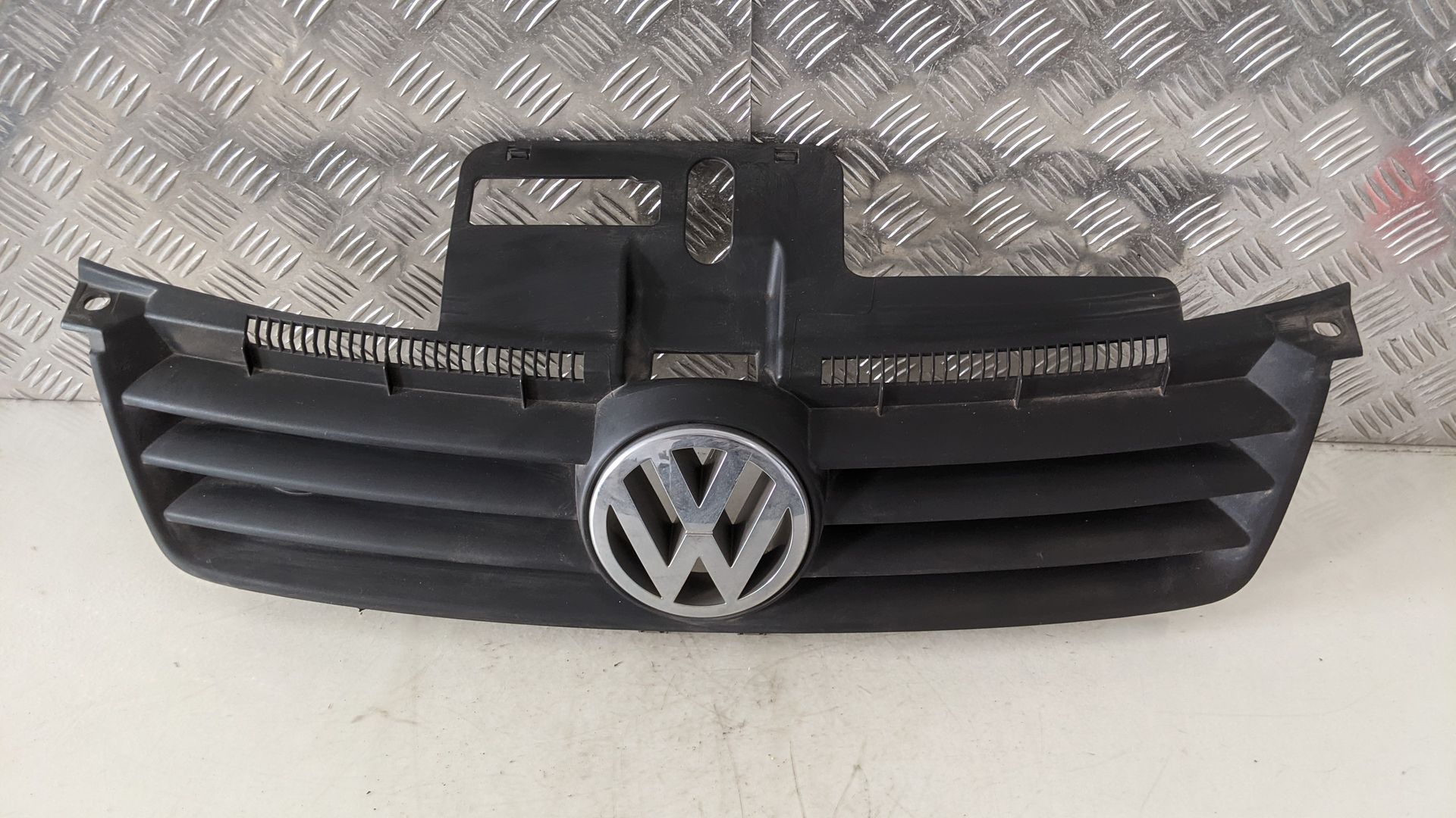 VW Polo 9N1 FUN Grill Kühlergrill Frontgrill