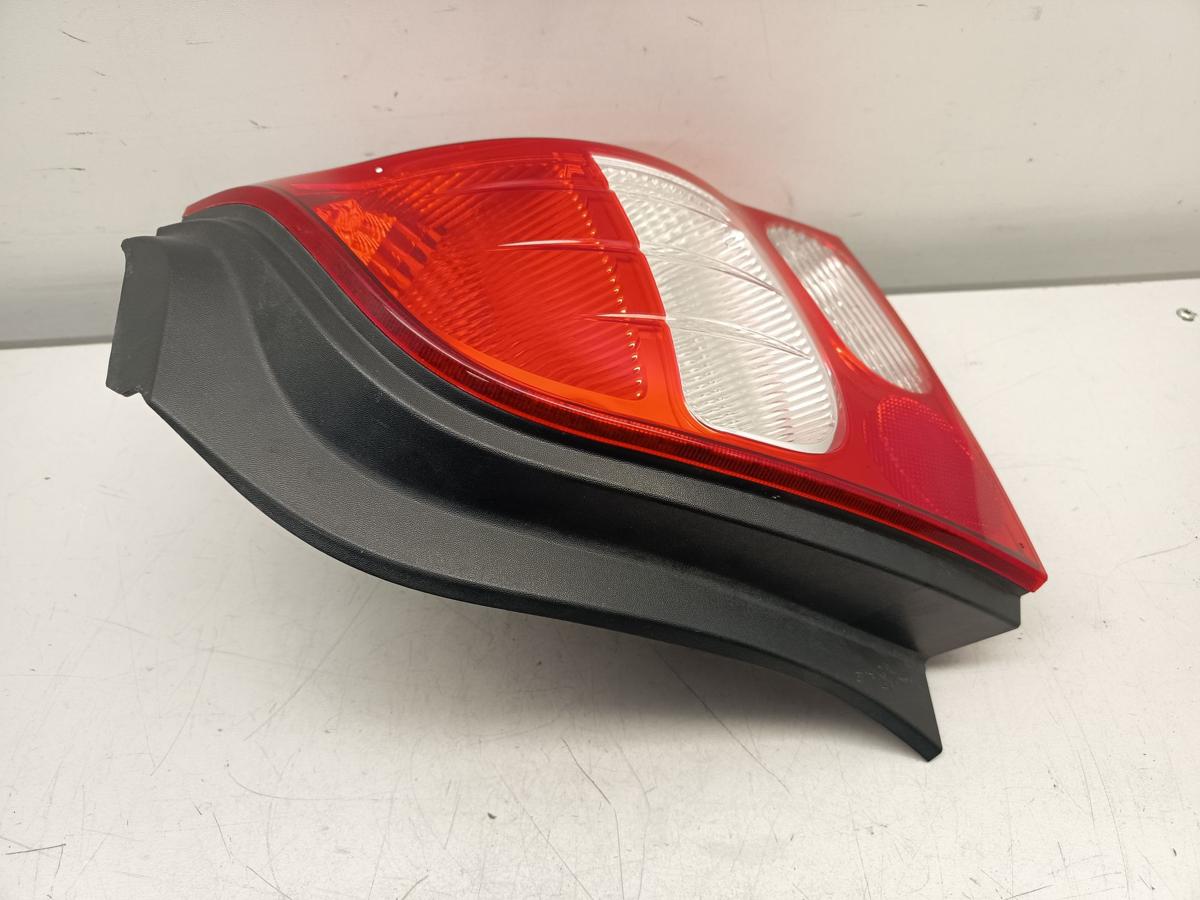 Renault Twingo II original R&uuml;ckleuchte rechts Heck Schluss Licht Bj 2009