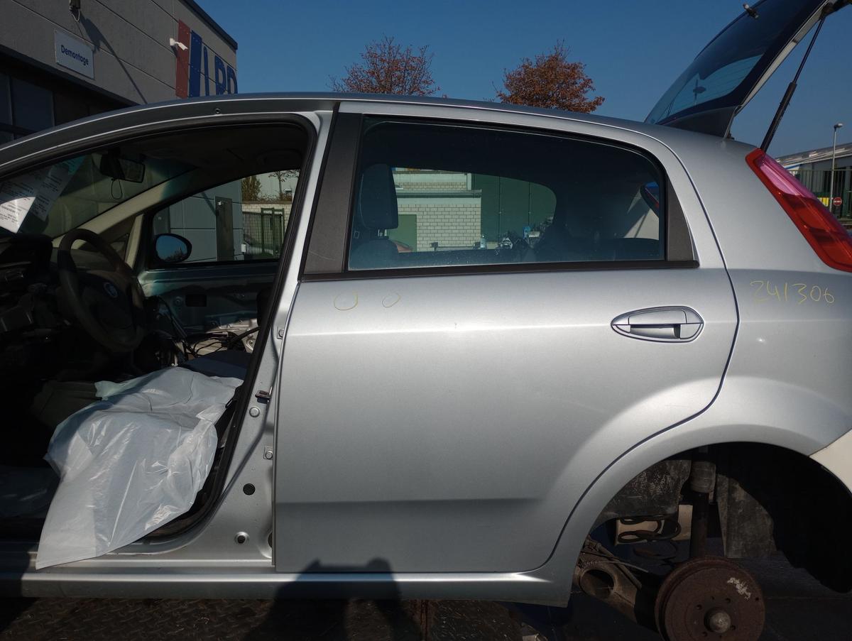 Fiat Grande Punto orig Tür hinten links Fond Fahrerseite 589/A Jungle grey Bj 09