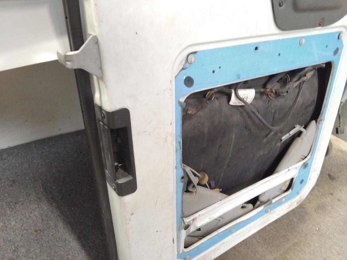 Ford Transit 6 TT9 Heckfl&uuml;gelt&uuml;r Heckt&uuml;r links Bus Mittelhochdach BJ2013 weiss