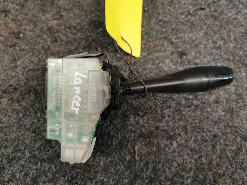 Mitsubishi Lancer CS0 Kombi BJ 2004 Blinkerschalter Blinkerhebel 03-08