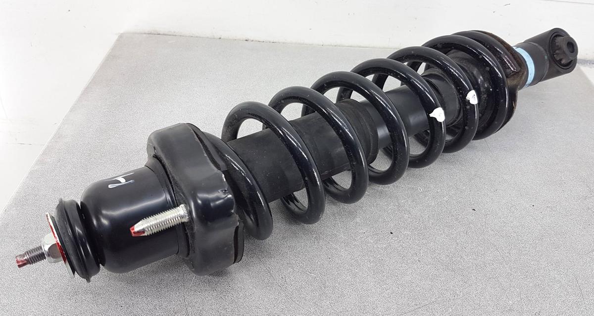 Mitsubishi Eclipse Cross Federbein hinten rechts Bj2023 56210W110P 2,4 72kw 4WD