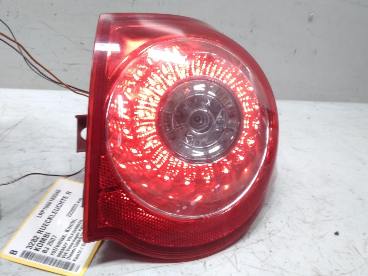 VW Passat 3C Variant original R&uuml;ckleuchte Schlussleuchte rechts aussen BJ2007