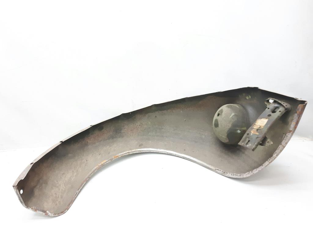 Kotfluegel V L 135821021 NICHT ZUTREFFEND VW Kaefer 1302/1303 BJ: 1975