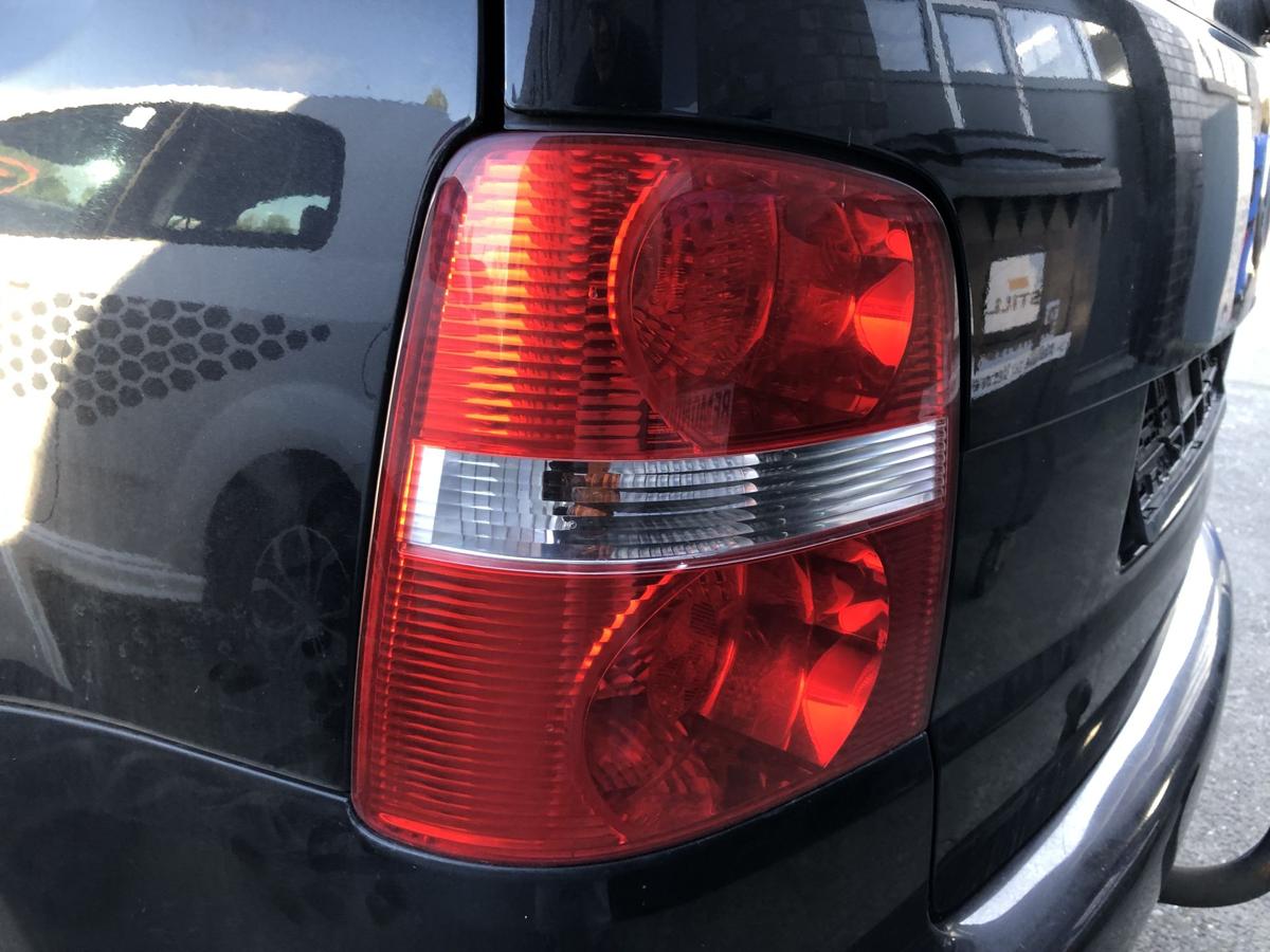 VW Touran 1T 1T1 R&uuml;ckleuchte links R&uuml;cklicht Heckleuchte bis 2006