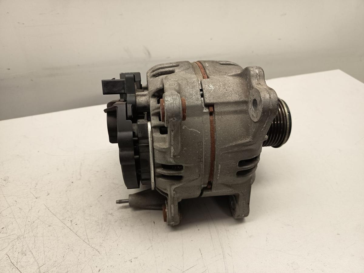 VW Passat 3C original Lichtmaschine 1.6l 75kW Benzin 140A Bj 2006