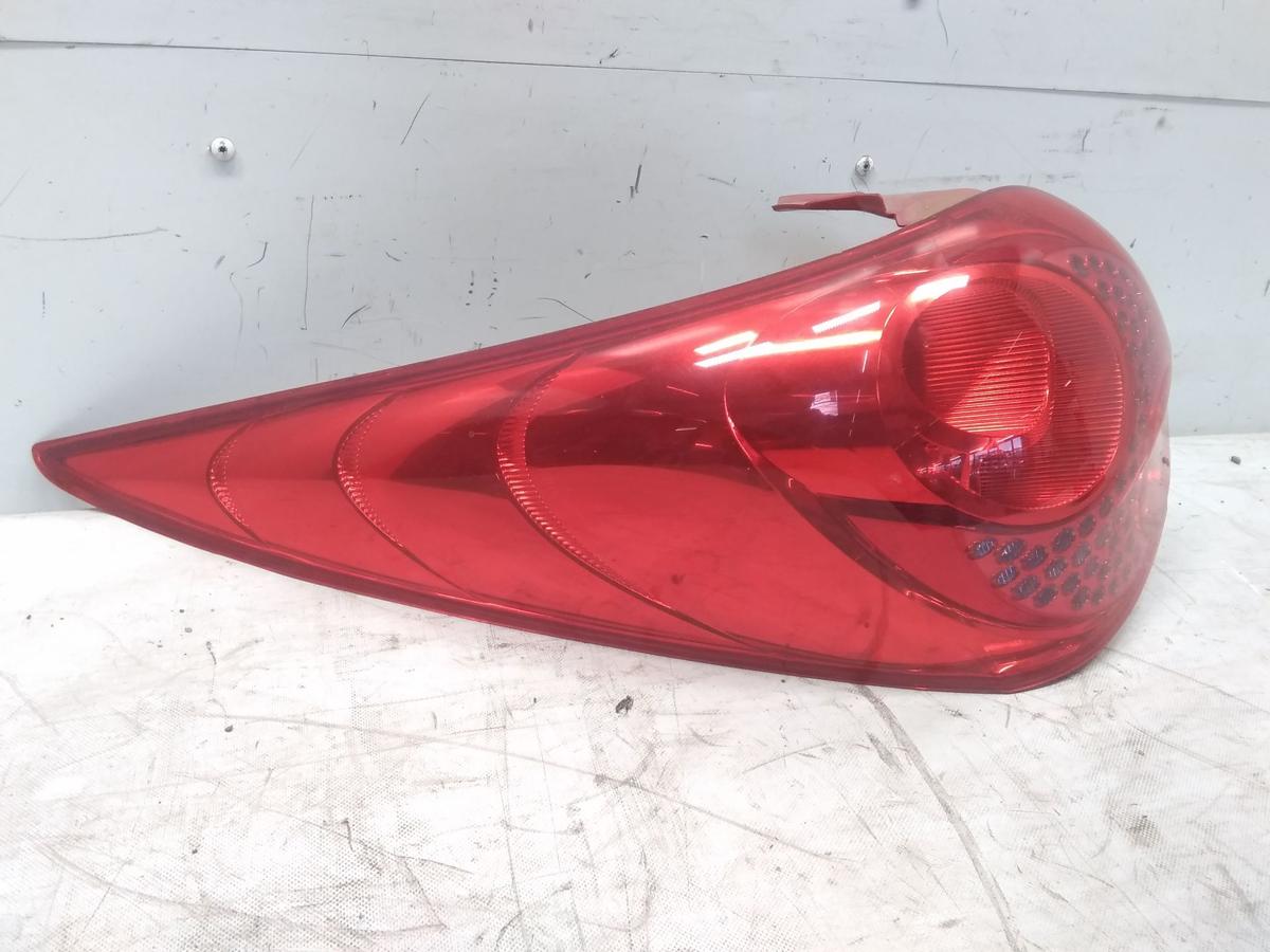 Peugeot 207 SW original R&uuml;ckleuchte Heckleuchte Schlussleuchte links rot BJ2009