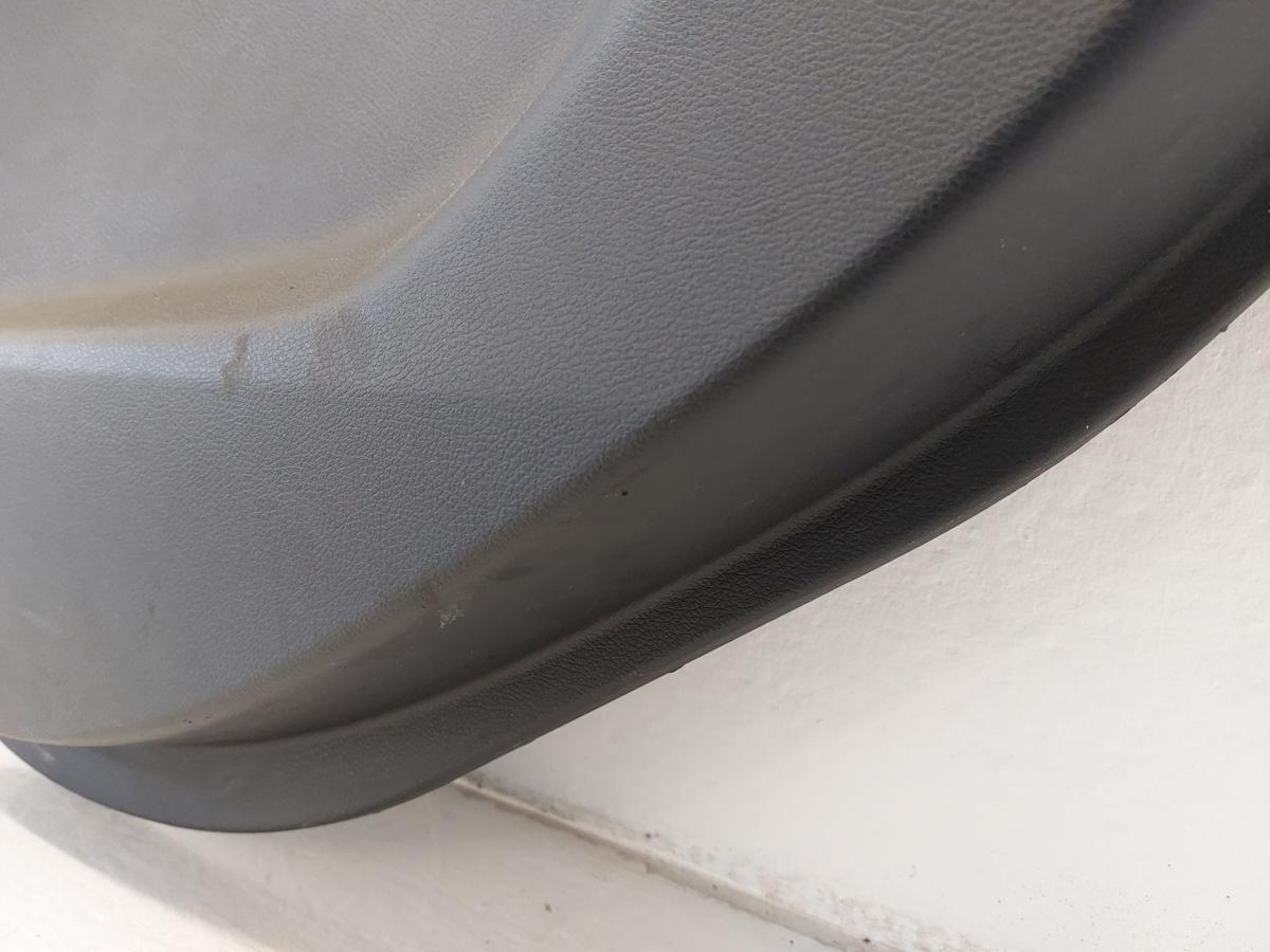 Nissan Micra K14 T&uuml;rverkleidung hinten rechts T&uuml;rpappe Innenverkleidung Fondt&uuml;r