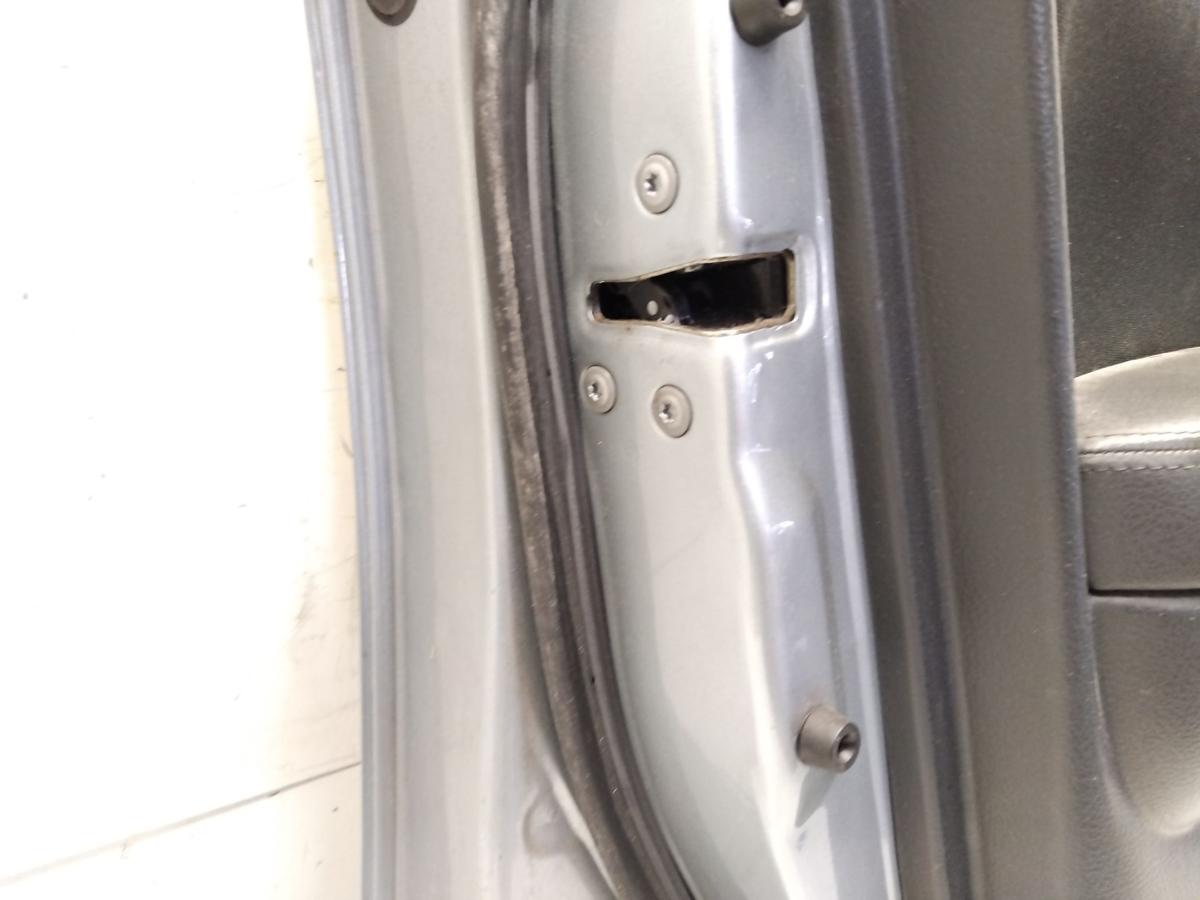 Toyota Avensis T25 Tür vorn links Fahrertür 1F8 Granitsilber Metallic BJ2008