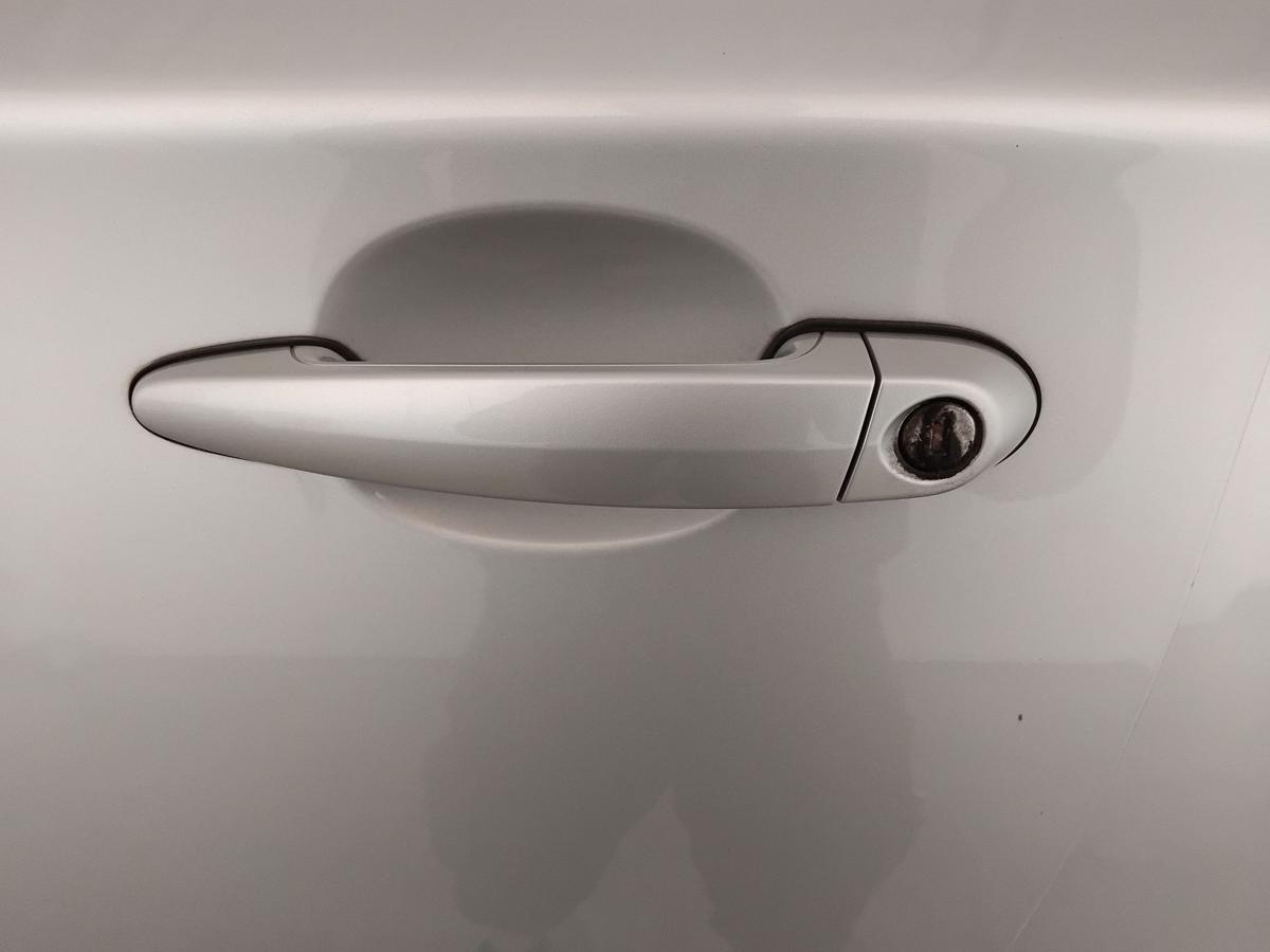 BMW 1er E81 Tür vorn links Fahrertür titansilbermetallic 354 3-Türer BJ2008