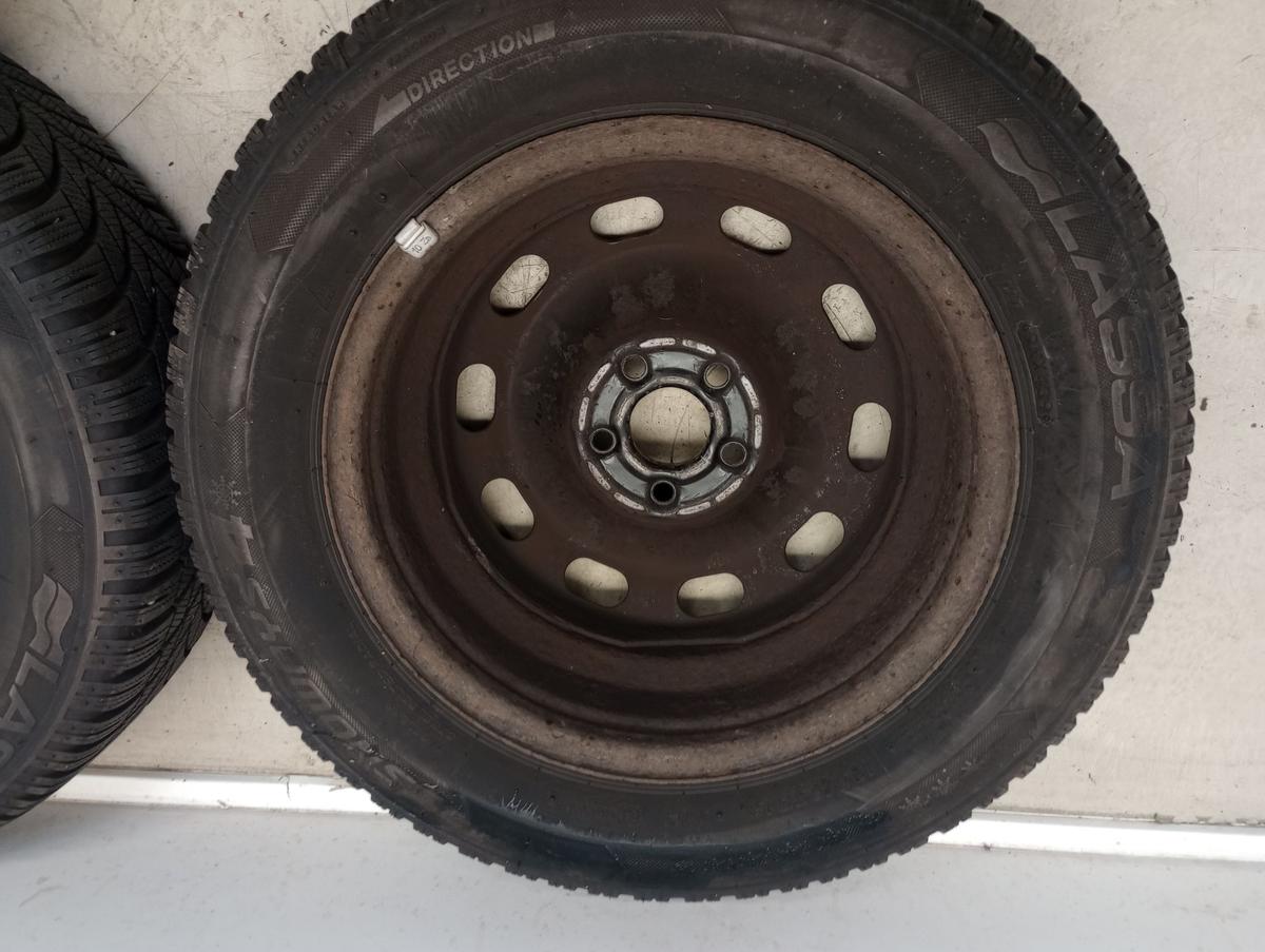 Skoda Octavia 1U Bj 2006 Satz Stahlfelgen 6x15 ET38 mit Winterreifen 1J0601027Q