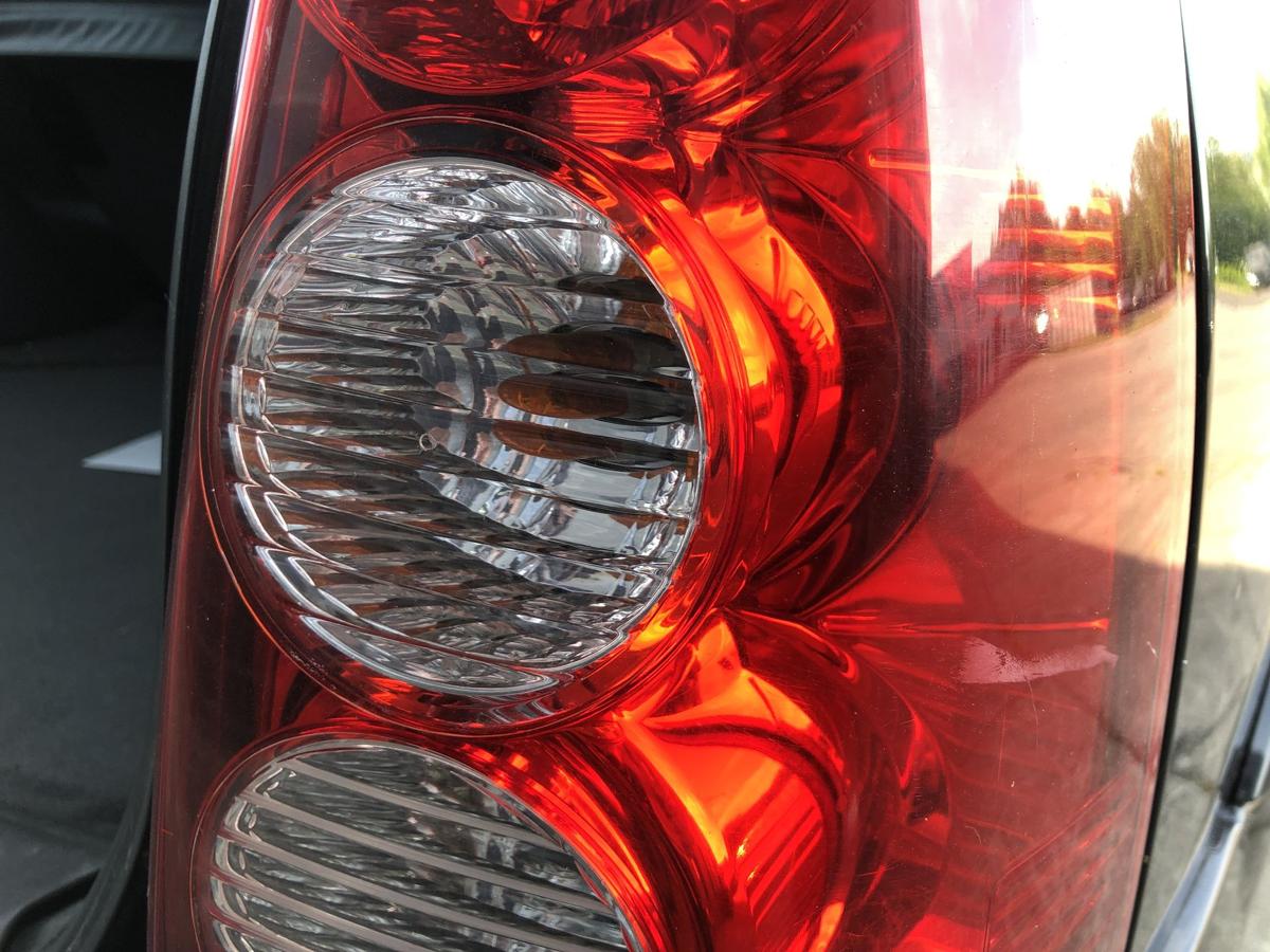 Mazda Tribute EP ab 2004 Rücklicht rechts Rückleuchte Heckleuchte Facelift