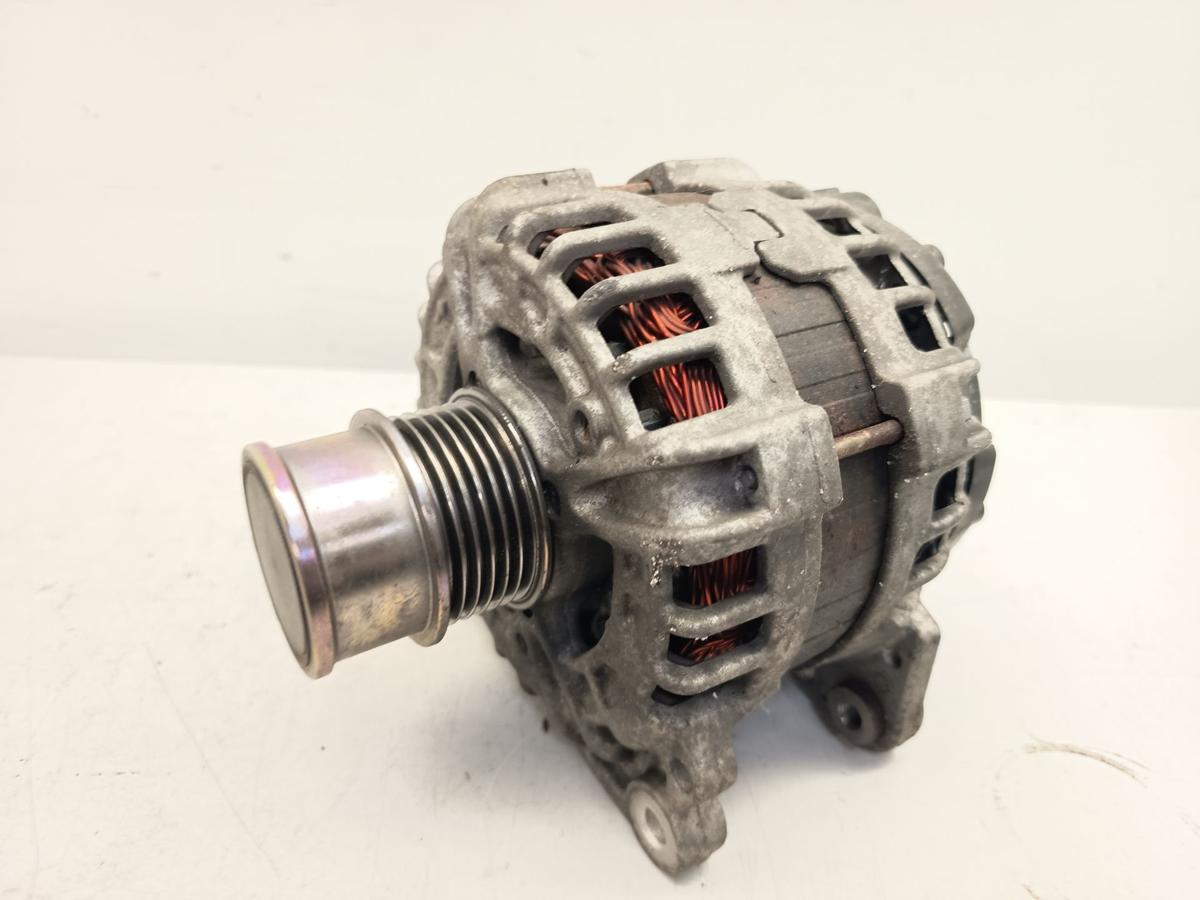VW Caddy IV SA original Lichtmaschine Generator 04E903015A Bj 2016