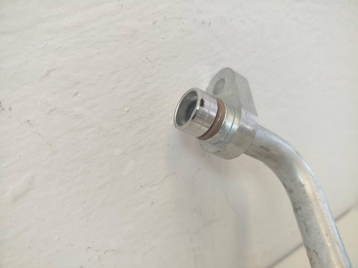 Nissan Qashqai J11 Klimaleitung Klimaschlauch aus einem 1.2 85kw OEM