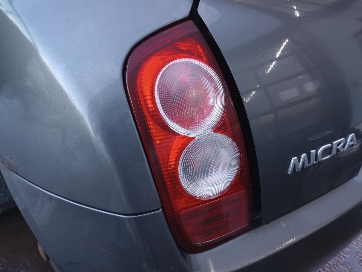 Nissan Micra III K12 original Rückleuchte links Heck/Schluss/Licht Bj 2003