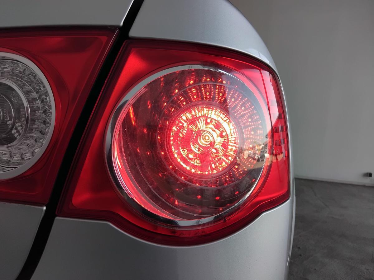 VW Jetta 5 1K2 original R&uuml;ckleuchte Heckleuchte rechts au&szlig;en LED BJ2007