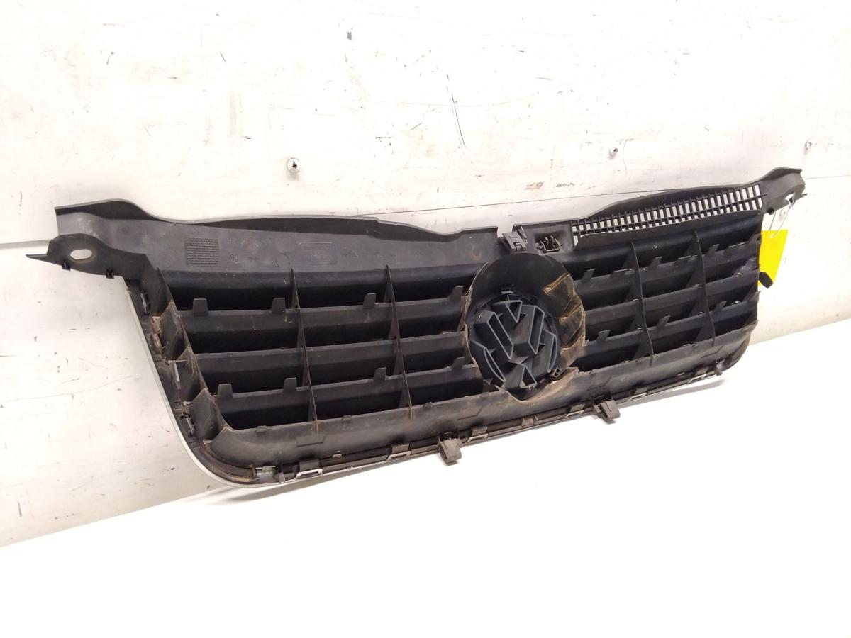 VW Passat 3BG original K&uuml;hlergrill mit Emblem Bj.2001
