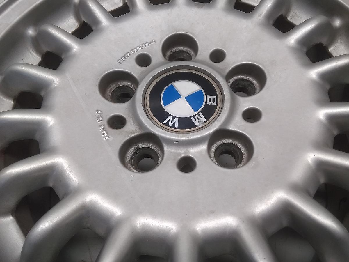 BMW 3-er E36 original Alufelge 7Jx15 ET47 1180069