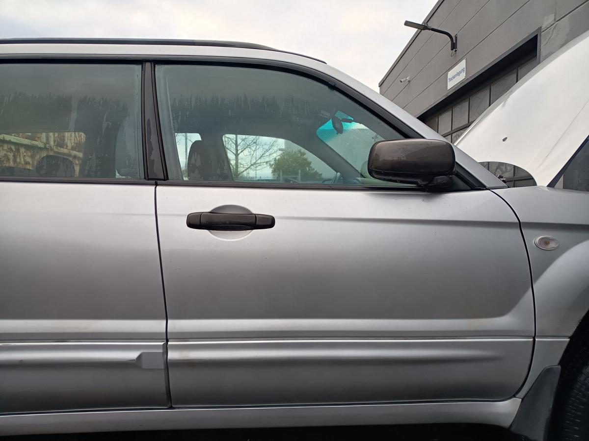 Subaru Forester SG original T&uuml;r vorne rechts 01G Silber Baujahr 2005
