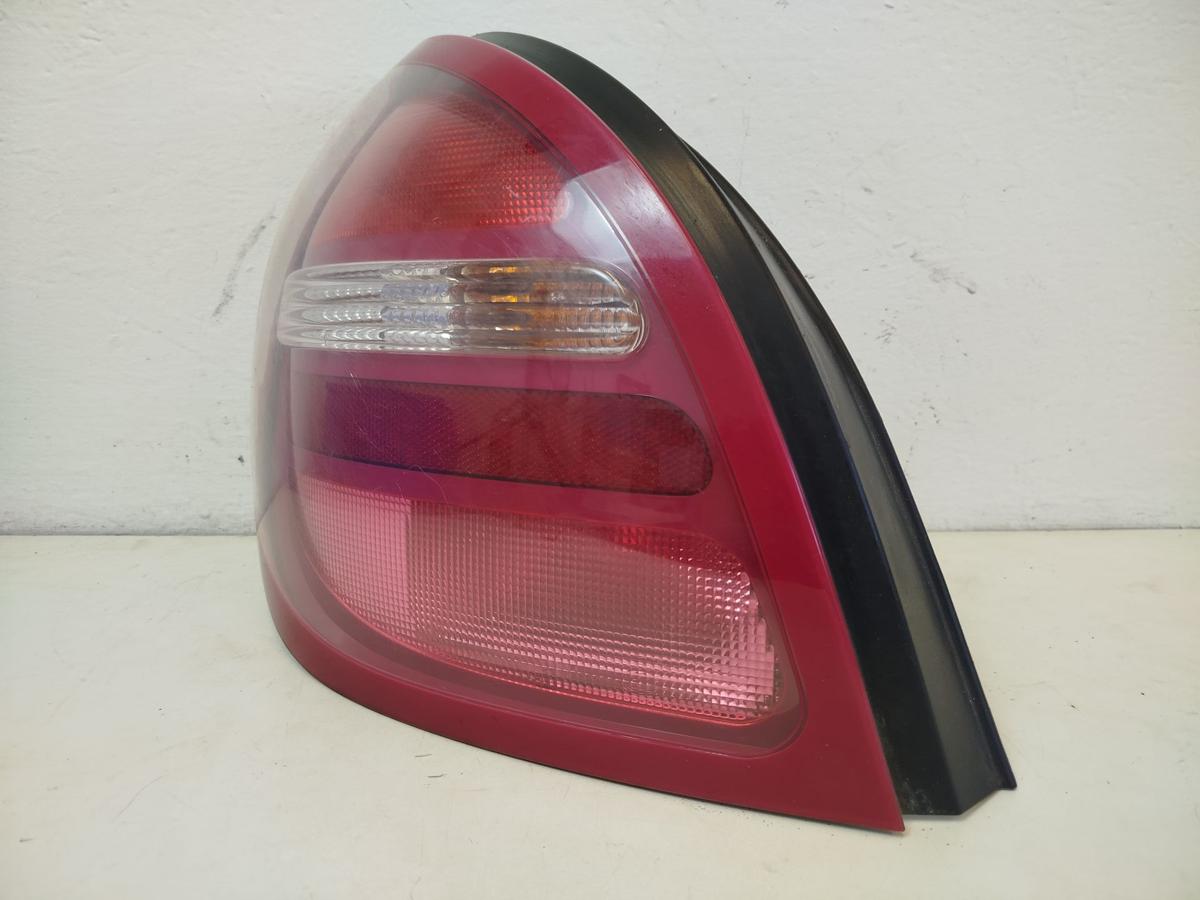 Nissan Almera N16 bis 2000 R&uuml;ckleuchte links R&uuml;cklicht Heckleuchte OEM