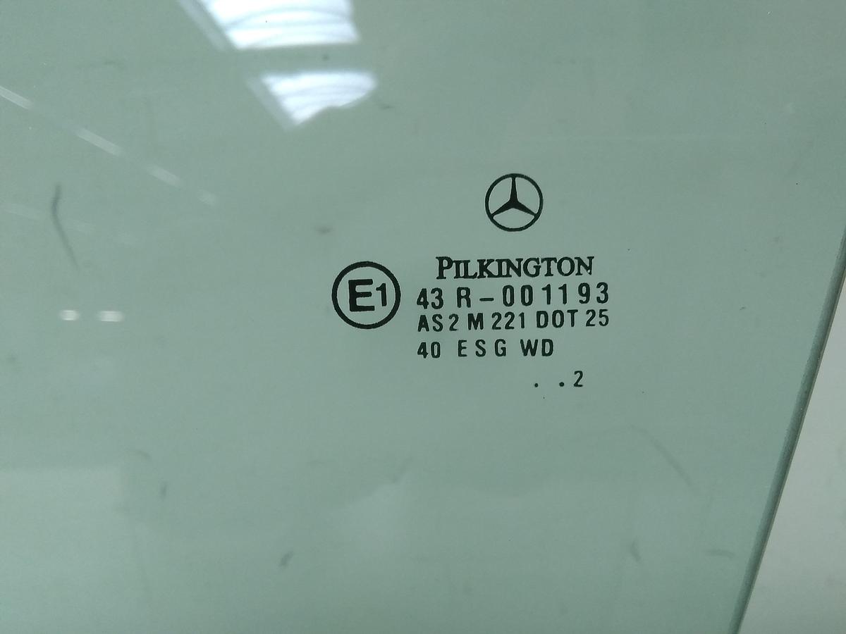 Mercedes C-Klasse 203 Türscheibe vorn links grüncol. Bj.2002