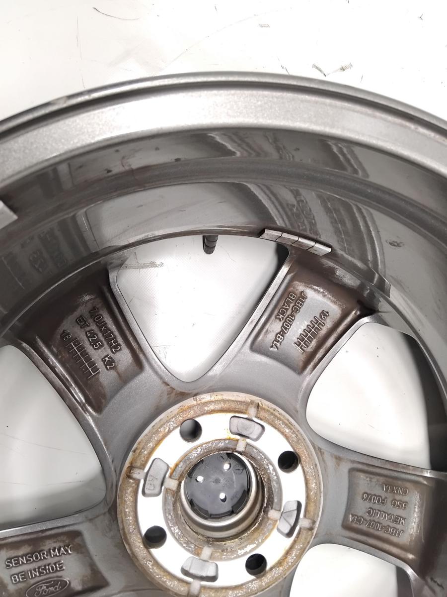 original Alufelge 7.0Jx17H2 ET42.5 J1BC-1007-C1A mit M&auml;ngeln Ford Fiesta HJ HF