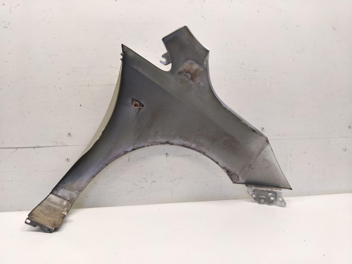 Opel Corsa E original Kotfl&uuml;gel vorn links argonsilbermetallic Z176 Bj.2015