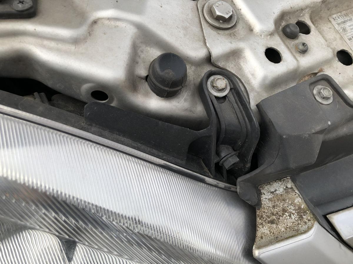 Opel Corsa C Scheinwerfer Hauptscheinwerfer Frontscheinwerfer vorn rechts DEPO